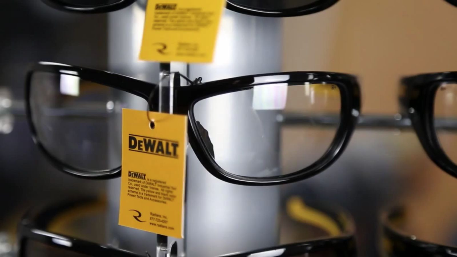 DeWalt DPG94-9C Dominator Safety Glasses, Indoor/Outdoor Lens