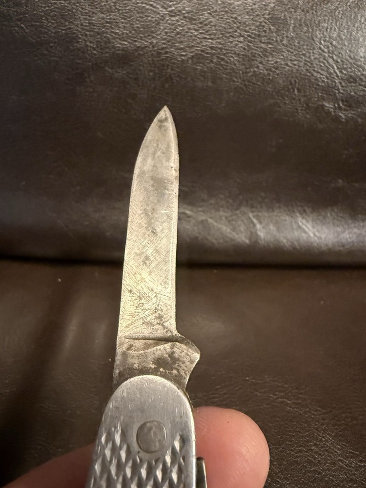 Unmarked WWII Era Pocket Knife