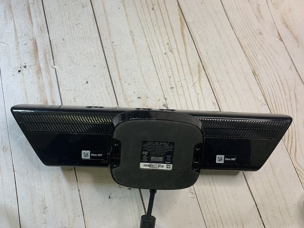 Official Microsoft Xbox 360 Kinect Motion Sensor Bar Works Great! Fast Ship!