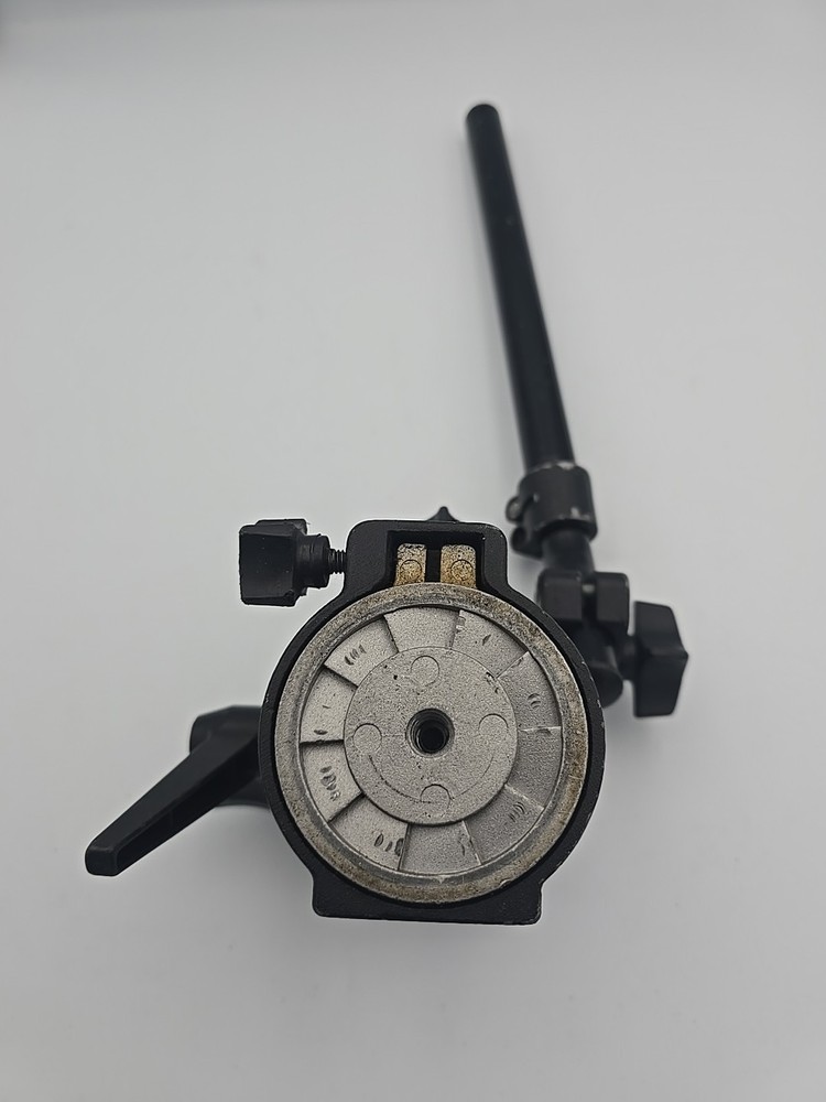 Bogen Manfrotto 3063 Mini Fluid Video Tripod Head with Quick Release Plate