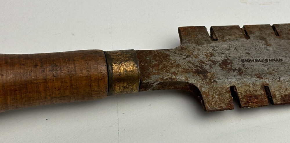 Wynn & Timmins Saw rest - Vintage tool