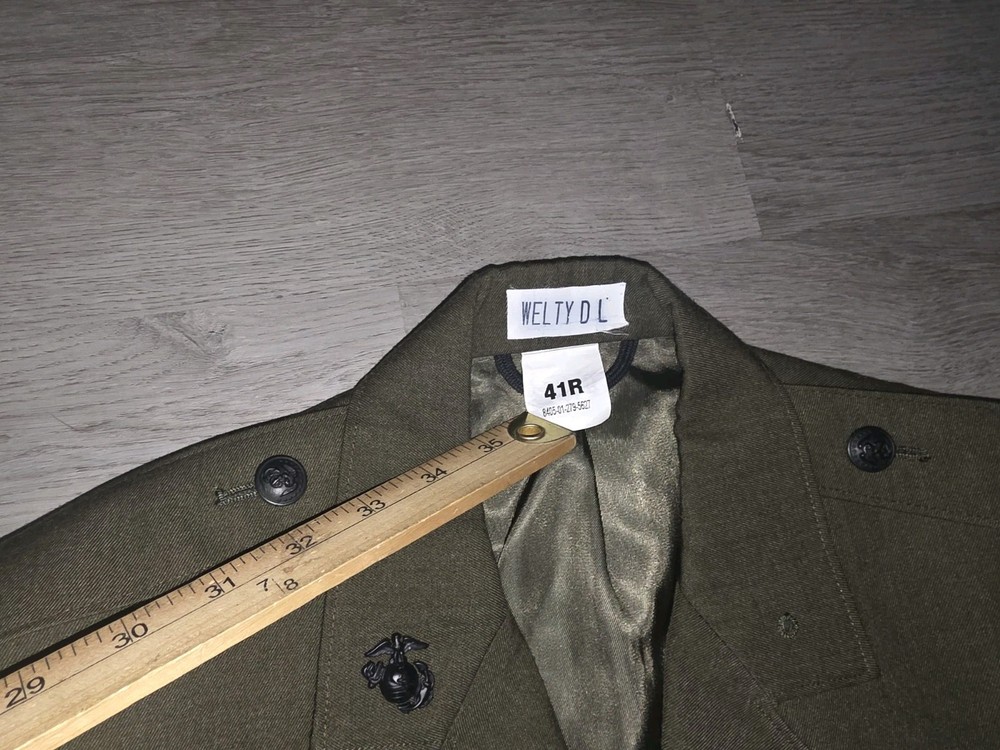 USMC Alpha coat Size 41R No Belt