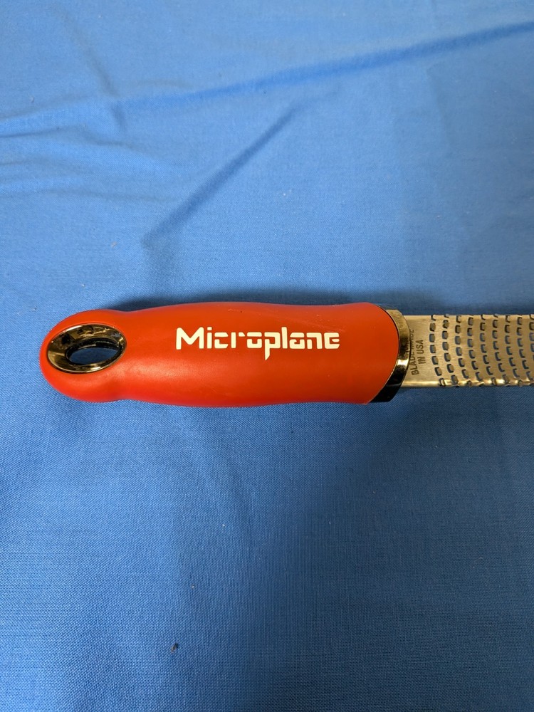 Microplane Premium Classic Zester Grater - Red