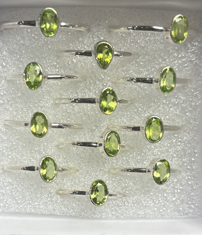 Sterling silver stackable ring size 7 Faceted Peridot