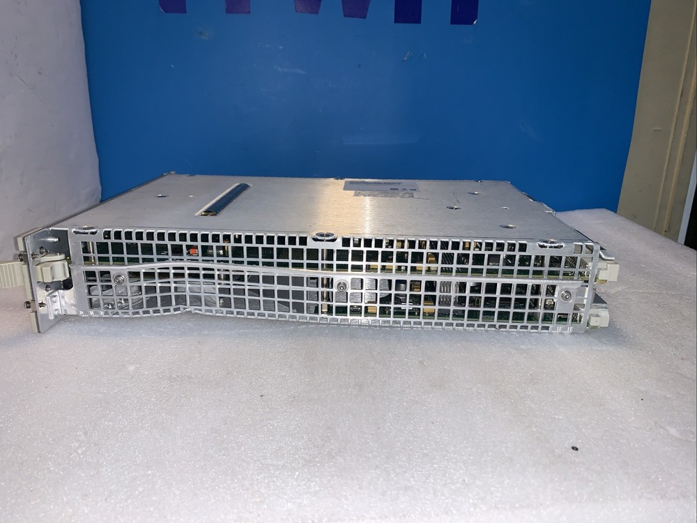 Tektronix TLA7S08 Serial Data Analyzer Module for TLA Logic Analyses (As is))