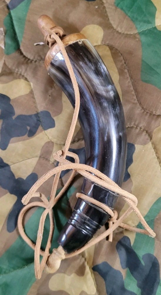 Modern Muzzleloading Black Powder Powder Horn With Leather Strap