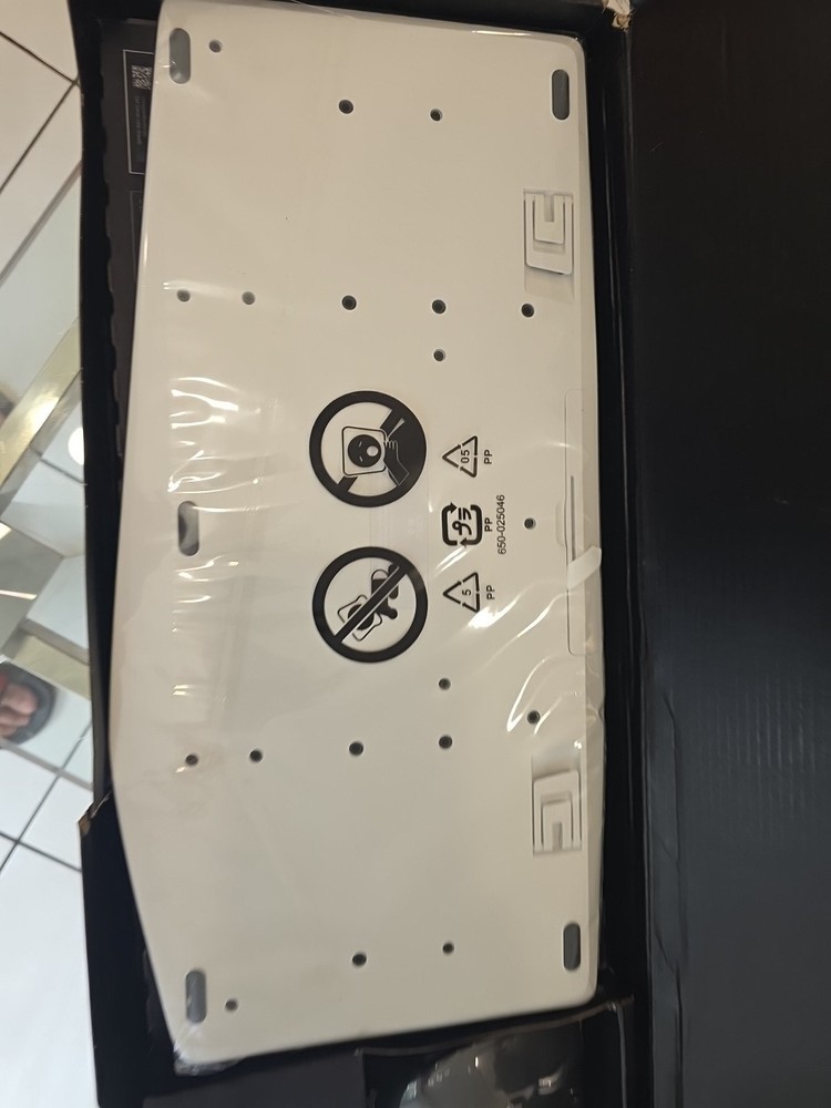 Logitech K850 Wireless Keyboard & Mouse - Black