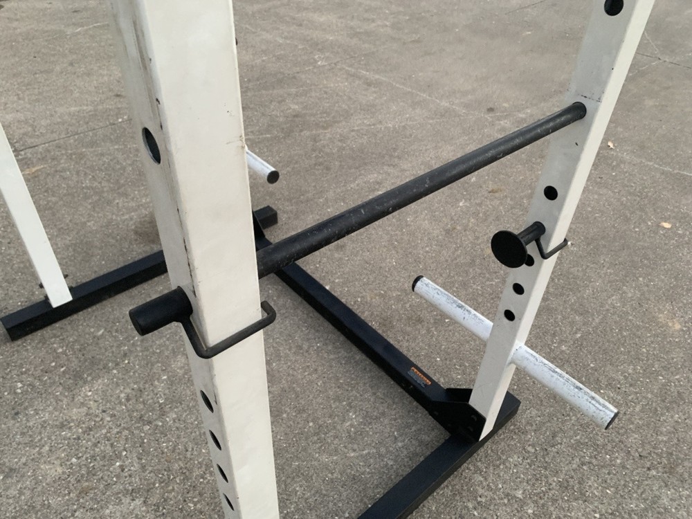 Squat Rack Power Bench Press Triceps Push Down Machine Muscle Chin Pull Up