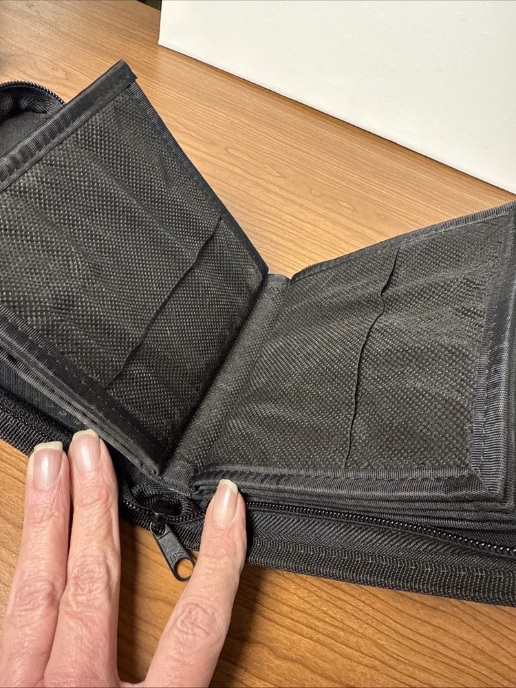 Black Zippered CD Case New 16 CDs
