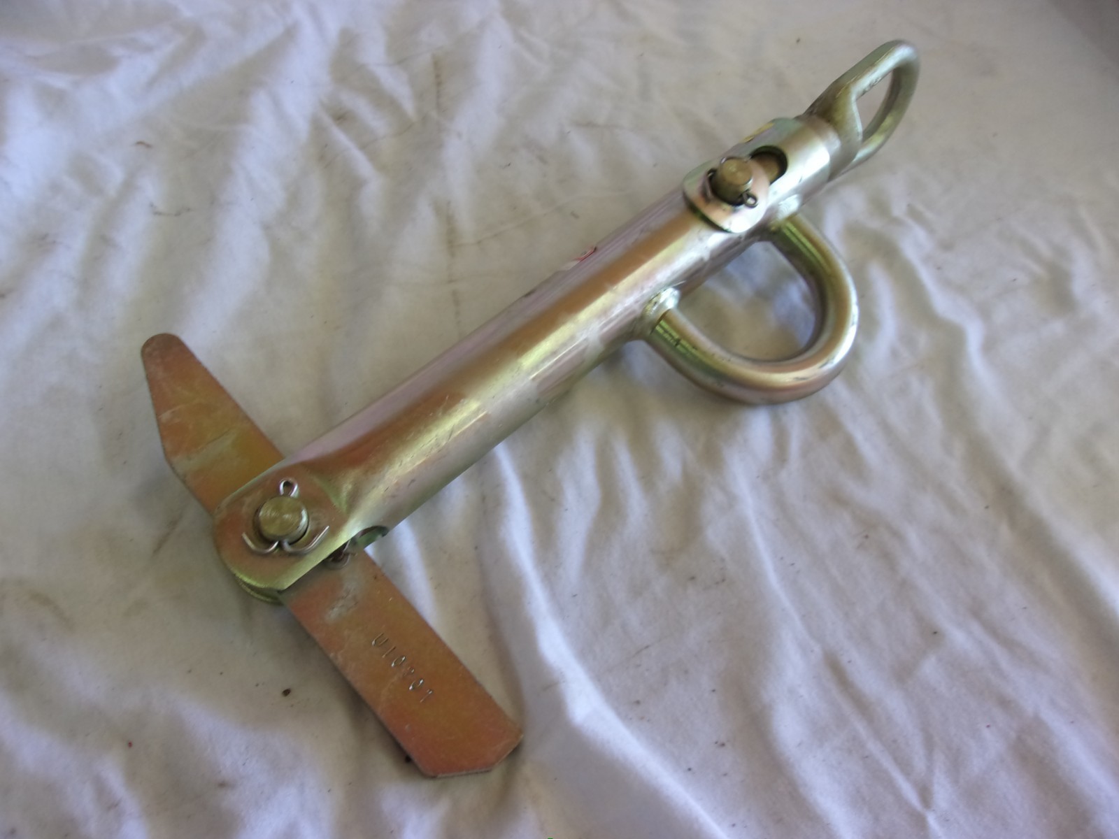 Slingco ZLD08729 reel lifter/spinner - 3,000 pound capacity