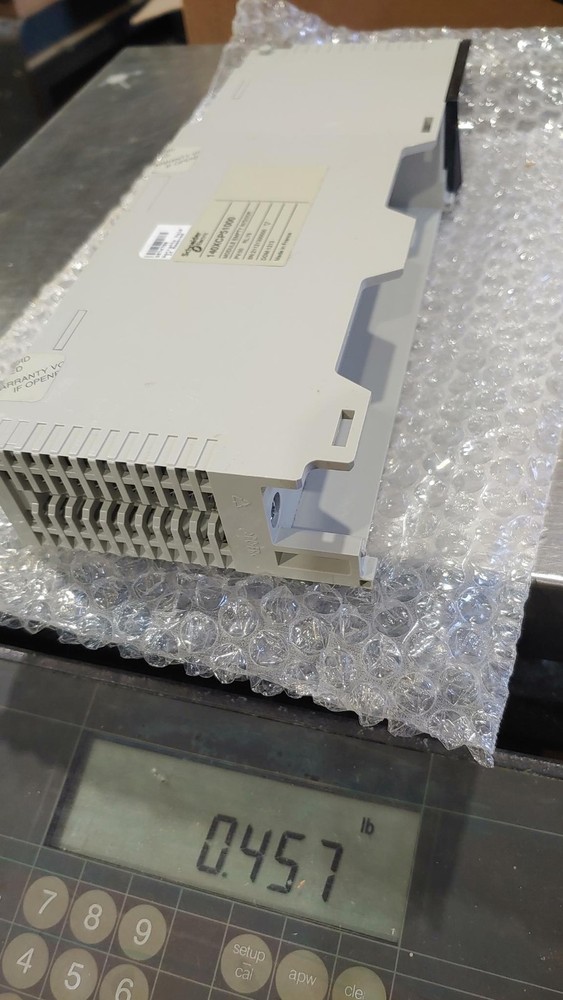 Schneider Electric 140XCP51000 EMPTY MODULE (USED)
