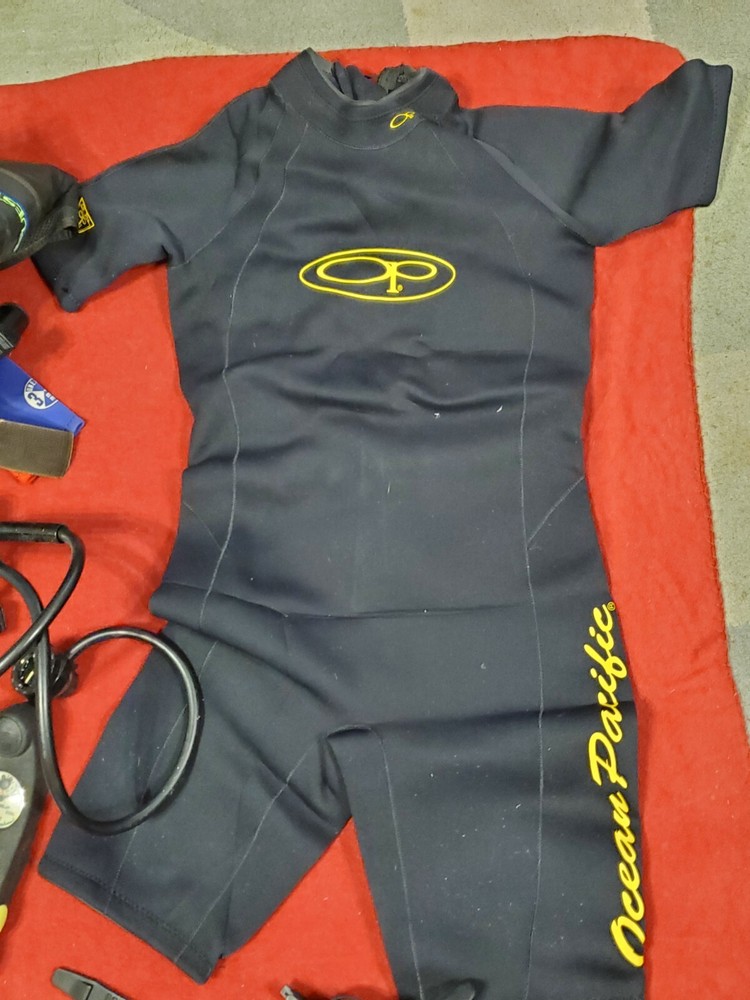 SCUBA Diving Equipment - WOW!