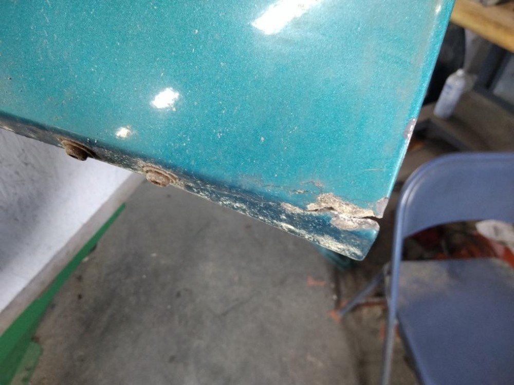 For 2000 VOLVO VNL SIDE FAIRING Left , GA
