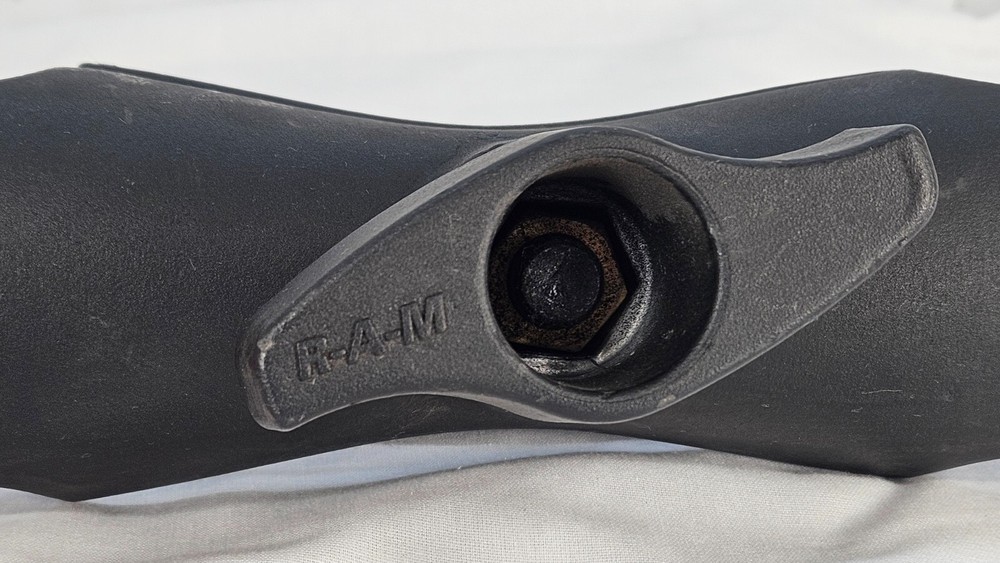 RAM Mount Medium Double D Size 2.25" Ball Mounting Socket Arm RAM-D-201U-MI1