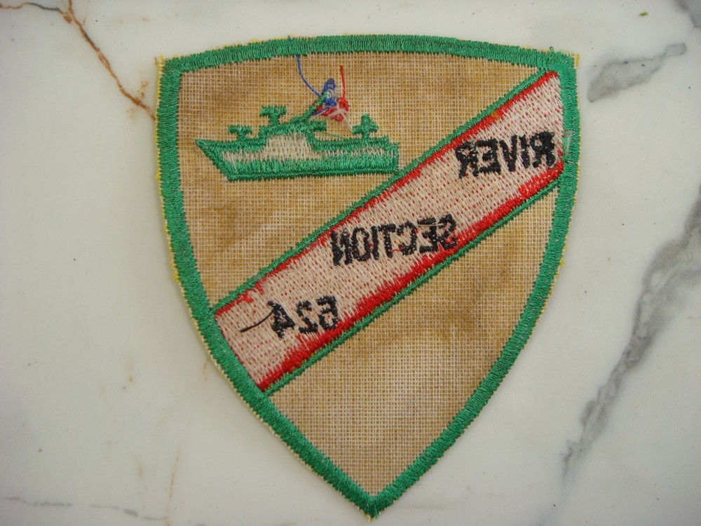 US NAVY RIVER SECTION 524, VIETNAM WAR PATCH