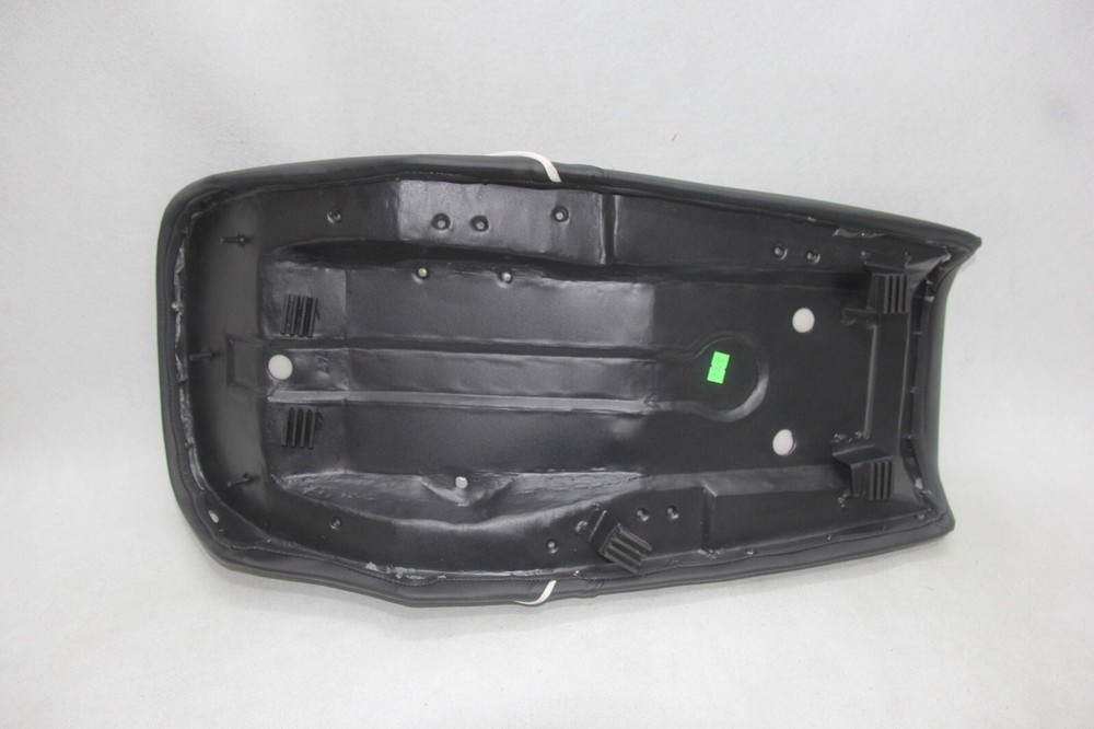Yamaha RD400 RD400E E 1978 cafe racer motorcycle seat code: S1747