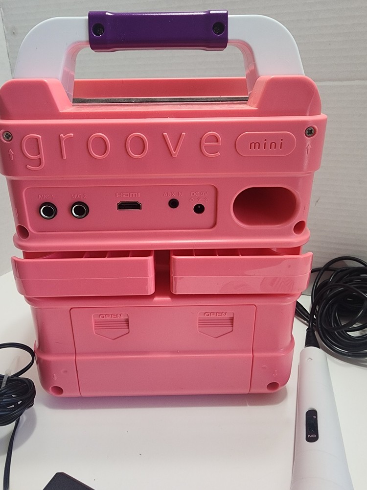 Singing Machine Groove Mini Bluetooth Karaoke System Pink w/ 2 Mics Tested