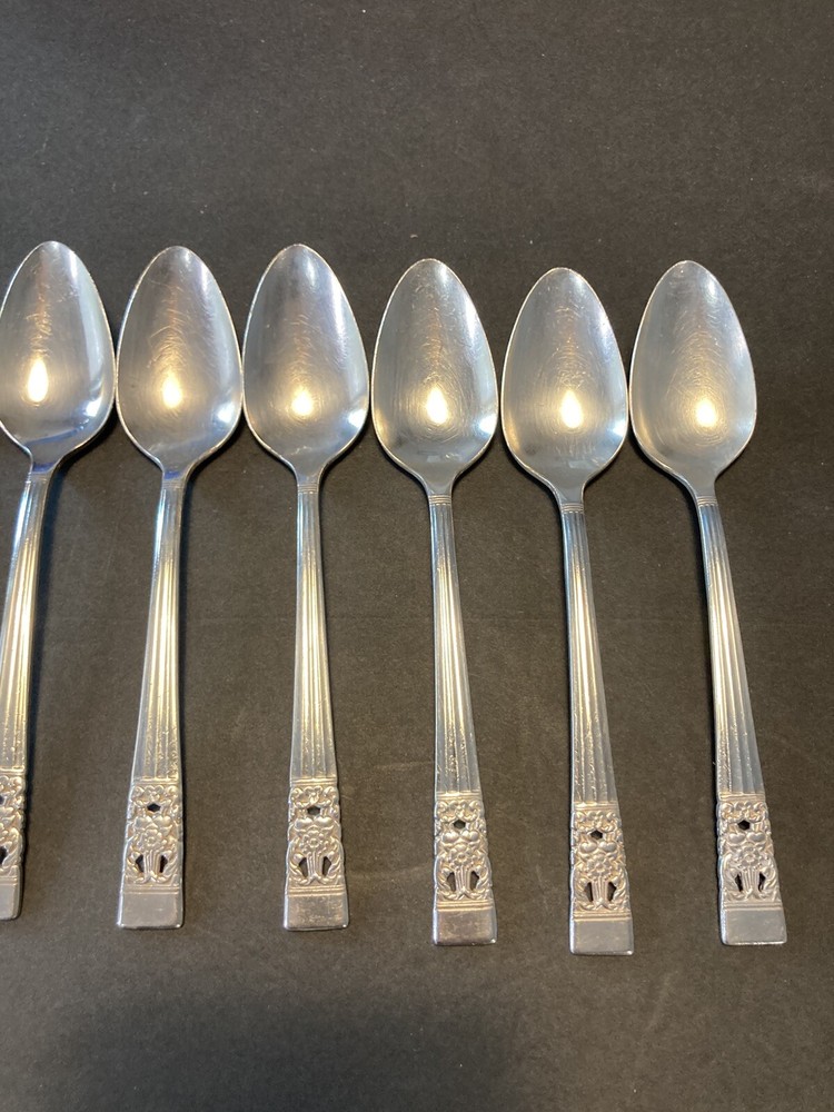 Oneida Community Coronation Teaspoons (10)