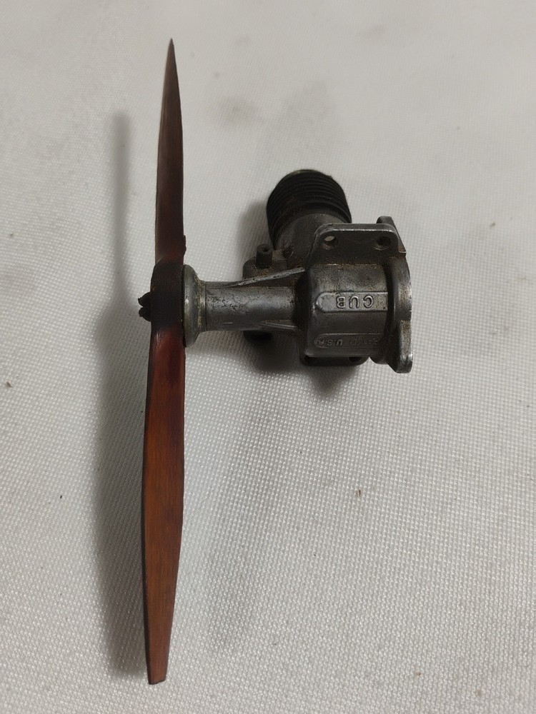 Vintage OK  Cub .049?  model Airplane Engine