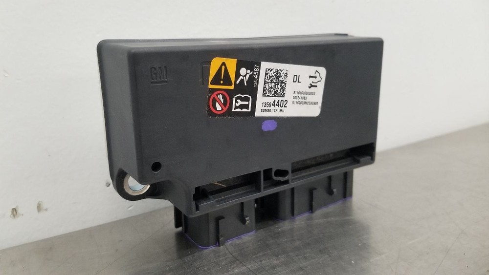 16 CHEVY SILVERADO 2500 SRS CONTROL MODULE 13594402