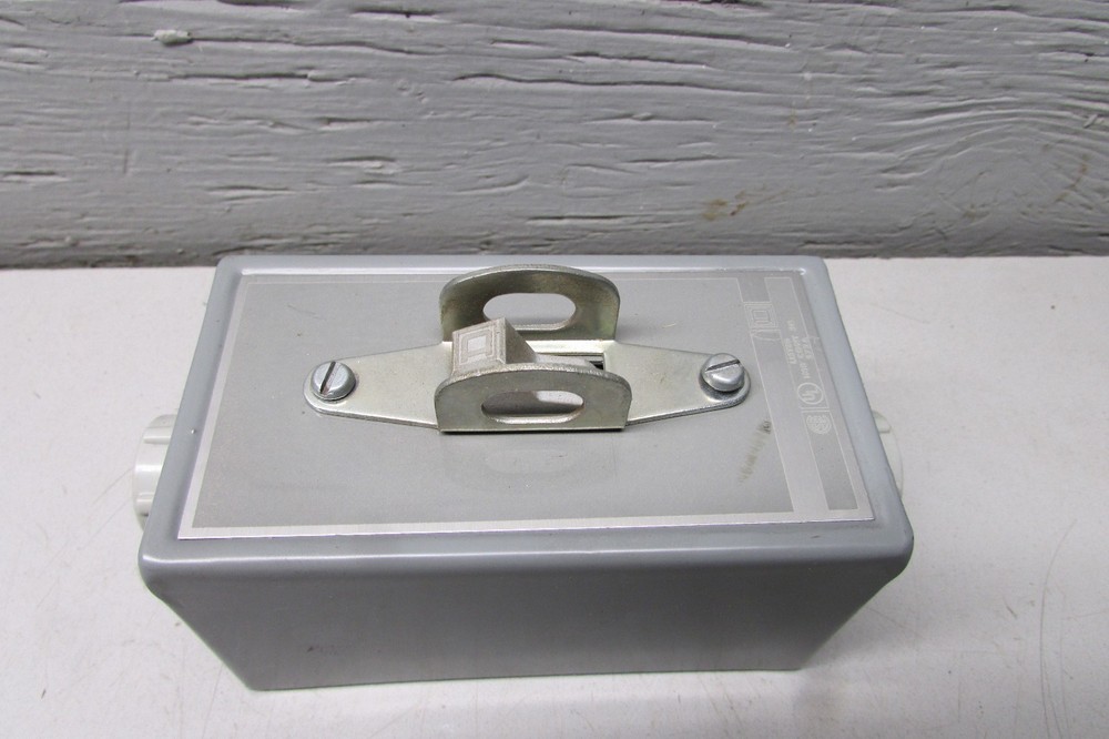Square D Class 2510 Type KG-1 Manual Motor Starter Switch