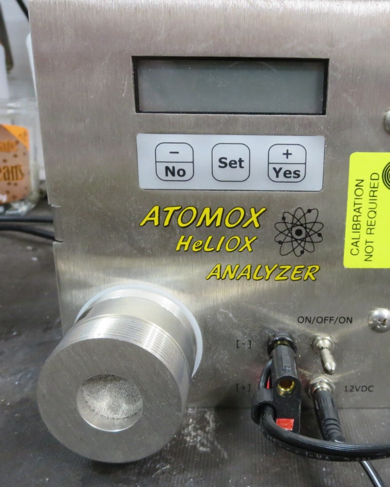 Atomox Heliox Analyzer W/Power Supply Powers On See Pics Open Frame Used