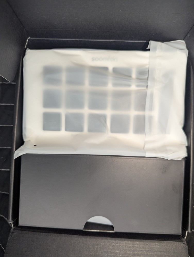 Stream Controller - SOOMFON Studio Control Deck 15 Macro Keys & Dashboard White