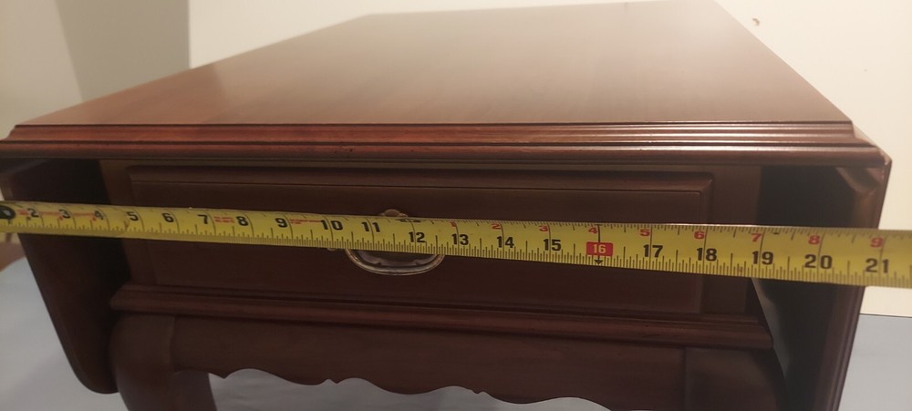 Ethan Allen Solid Cherry Queen Anne Style Drop Leaf Side Table w/Drawer vintage