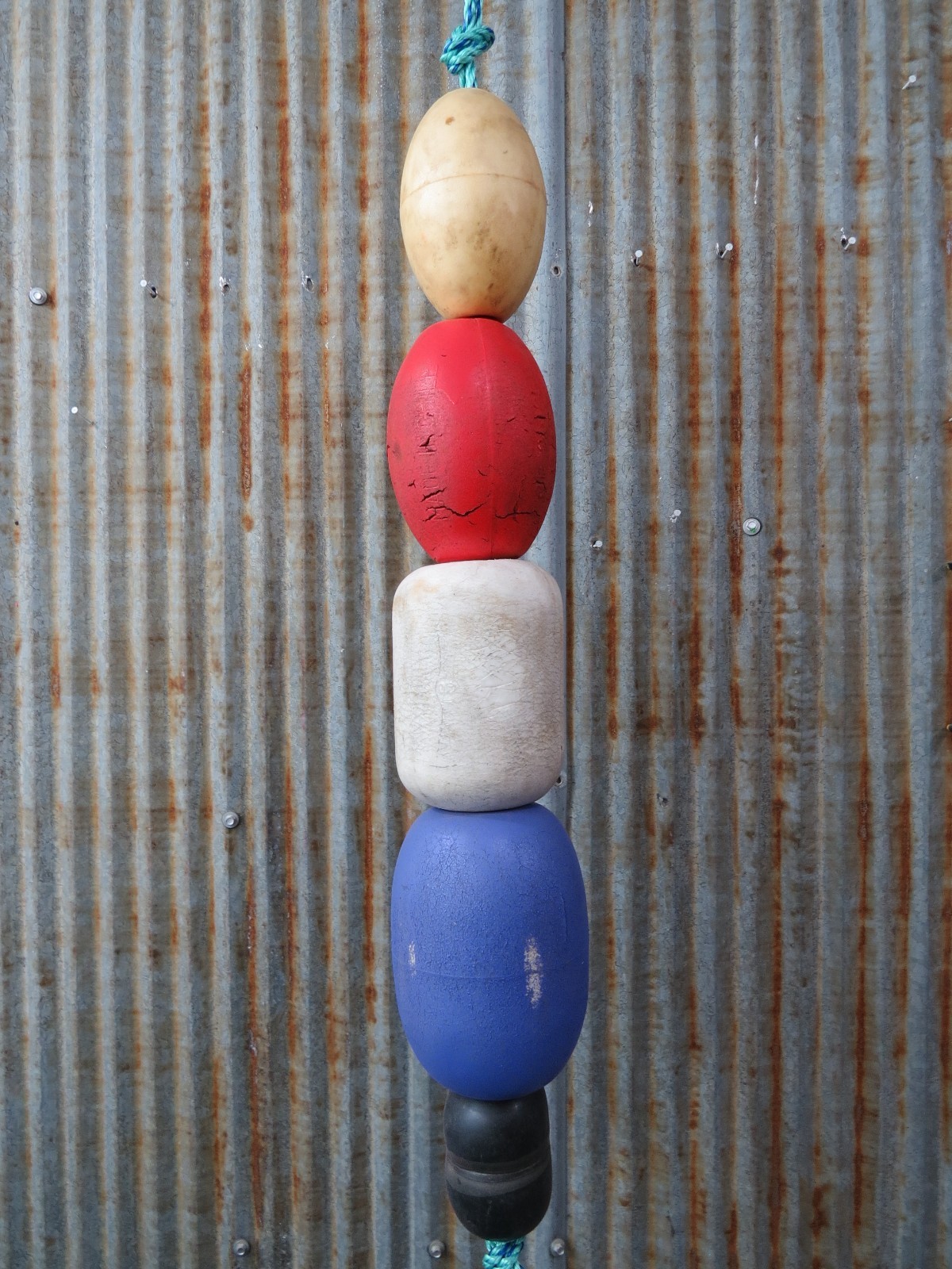 5 Old Fish Net Floats 26 Inches Long Fishing Buoys Bouys Tiki Hut Bar  -(SF670)