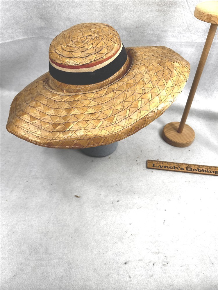 antique straw hat wide brim natural color 20.5 inch inside edge original 1940