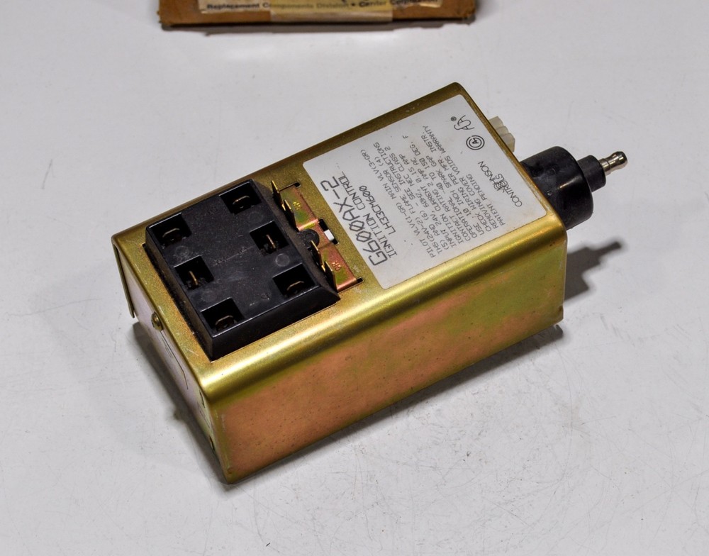 Carrier LH33CM600 Ignition Control Module