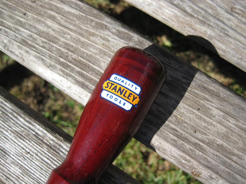 Stanley Chisel Handle 750 Series Socket Bevel Chisel - Medium Size - With Decal