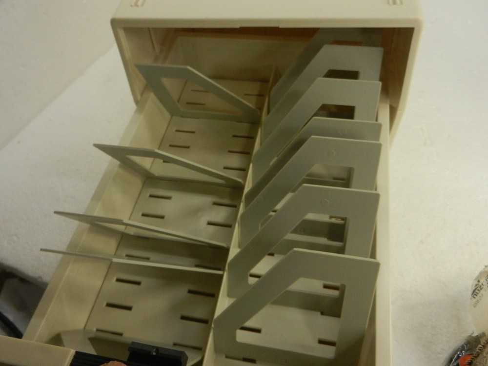 Vintage Flip’N’File Multi Disc Storage Computer Floppy CD DVD