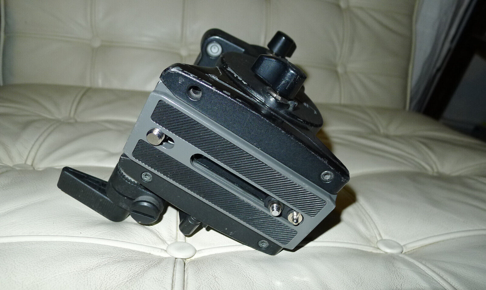 Libec RH25 Head with Pan Handle, Camera Plate, Good