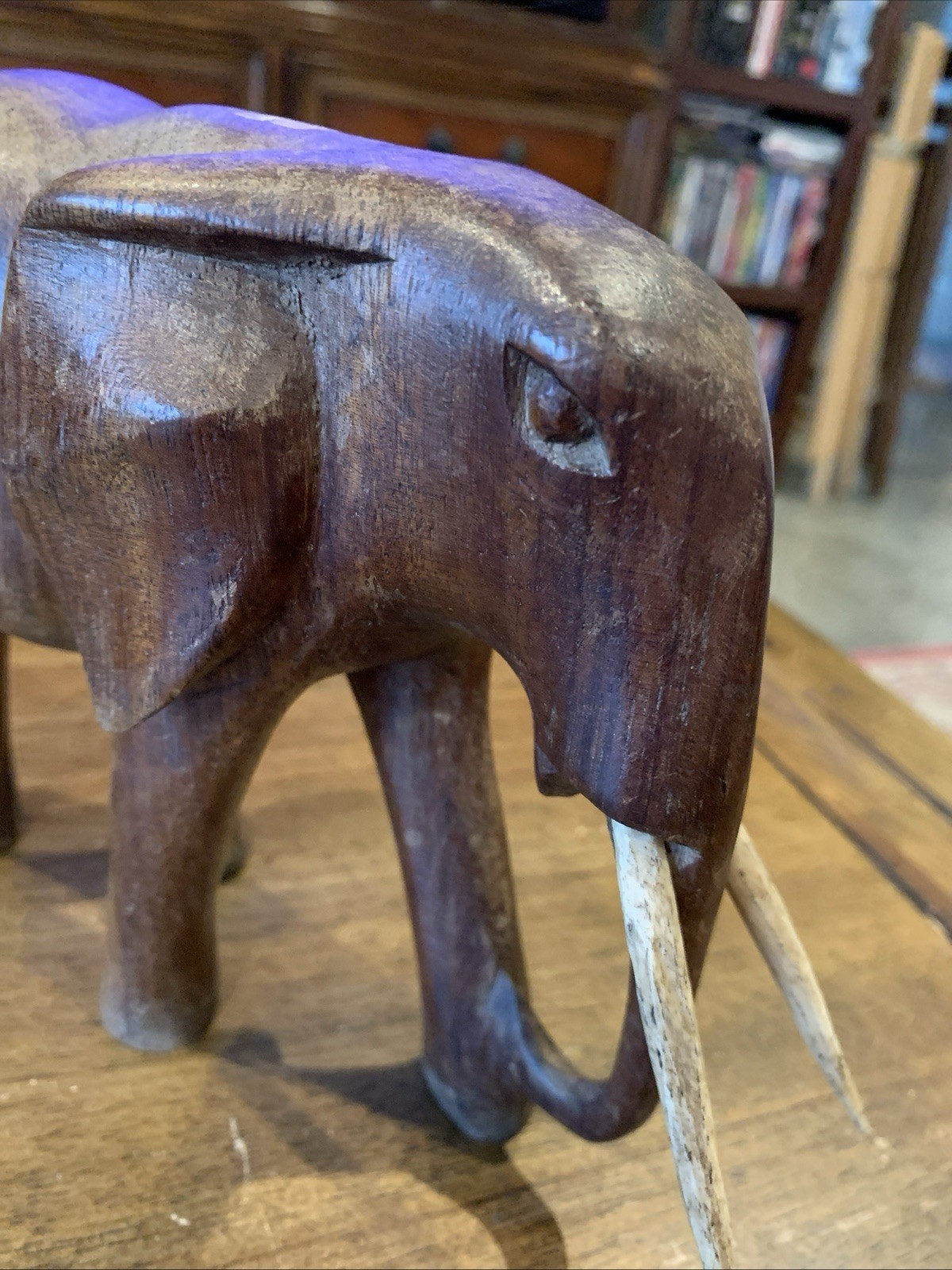 VINTAGE LARGE AFRICAN WOODEN ELEPHANT SCULPTURE Hand Carved ORIGINAL TUSKS