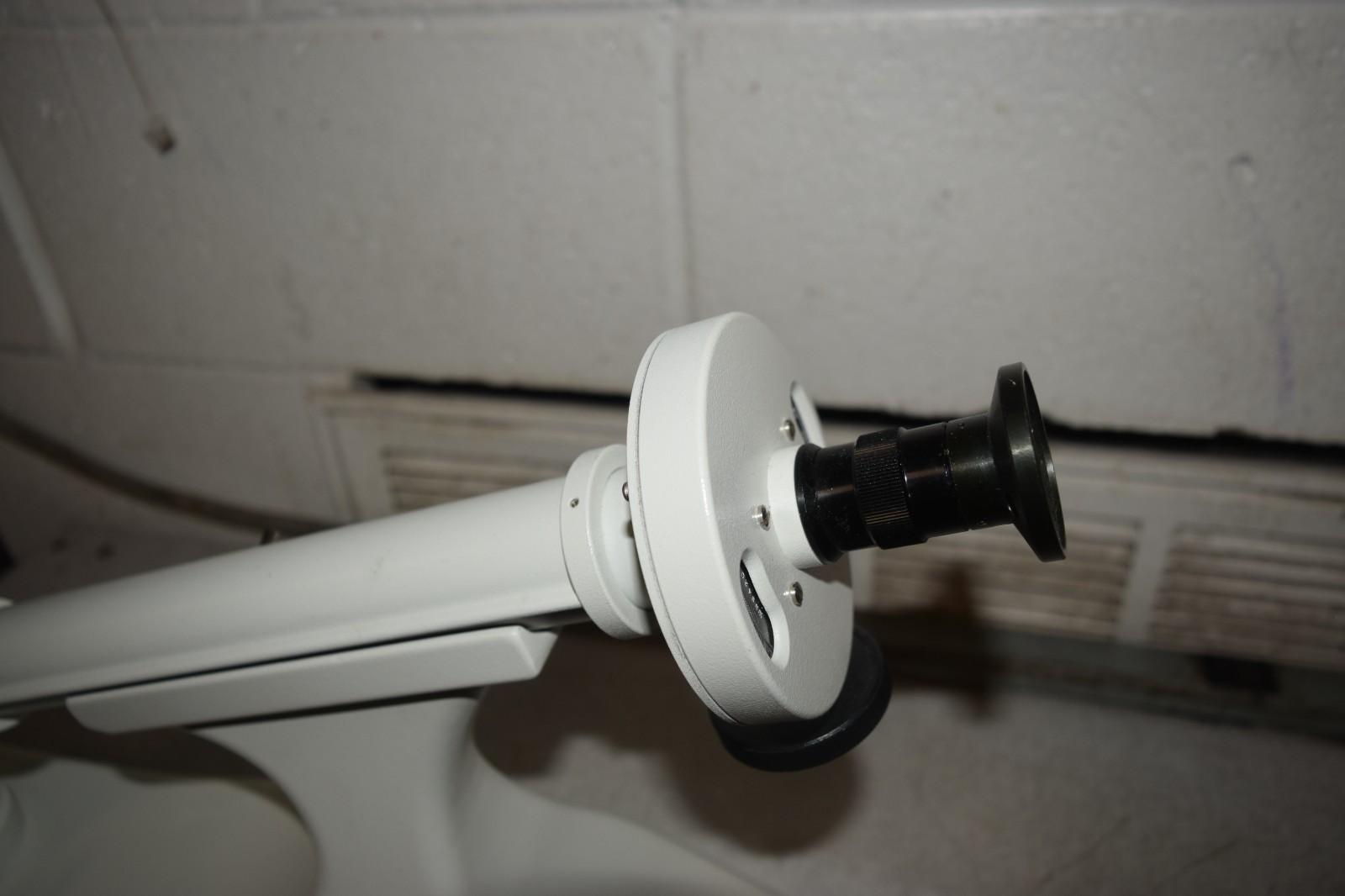 Azzota Corporation Disc Polarimeter