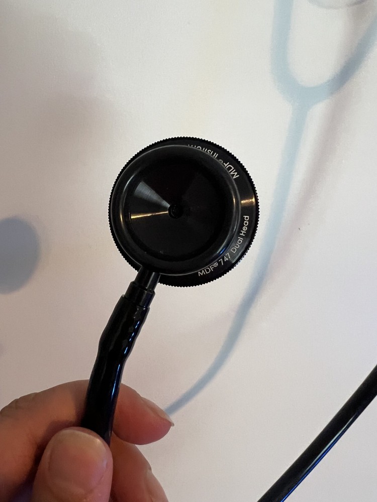 MDF Instruments 747 Dual Head Black Stethoscope
