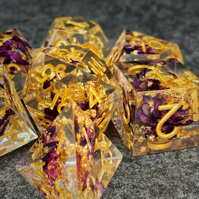 Sage’s Enchanted Flower Purple Sharp Edge Resin Polyhedral Dice Set DnD