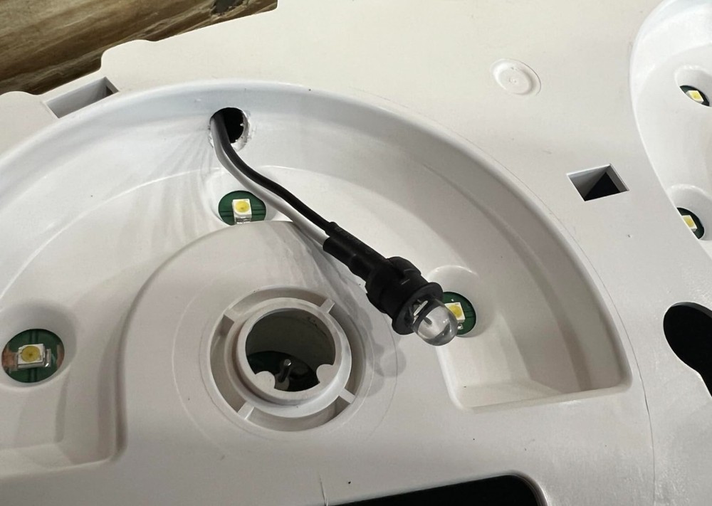 5mm LED Holder Bezel Mount Plastic Clips Panel Mount 200PCS DIY Components