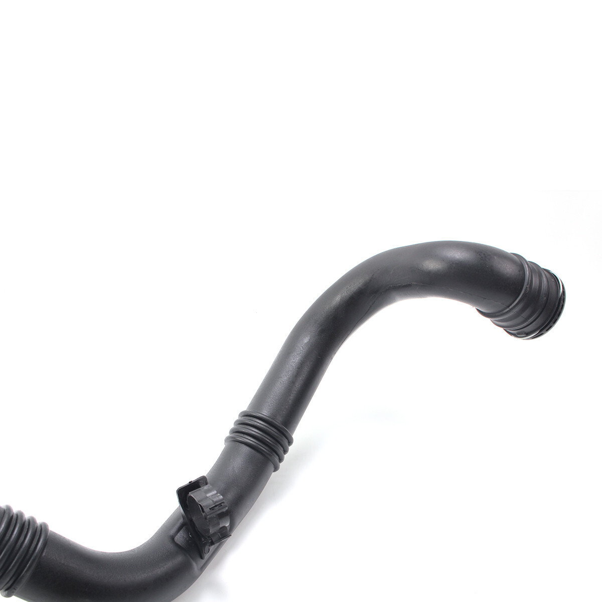 Intercooler Outlet Hose Fits 2016-2019 Chevrolet Cruze 1.4L TURBO 39017739
