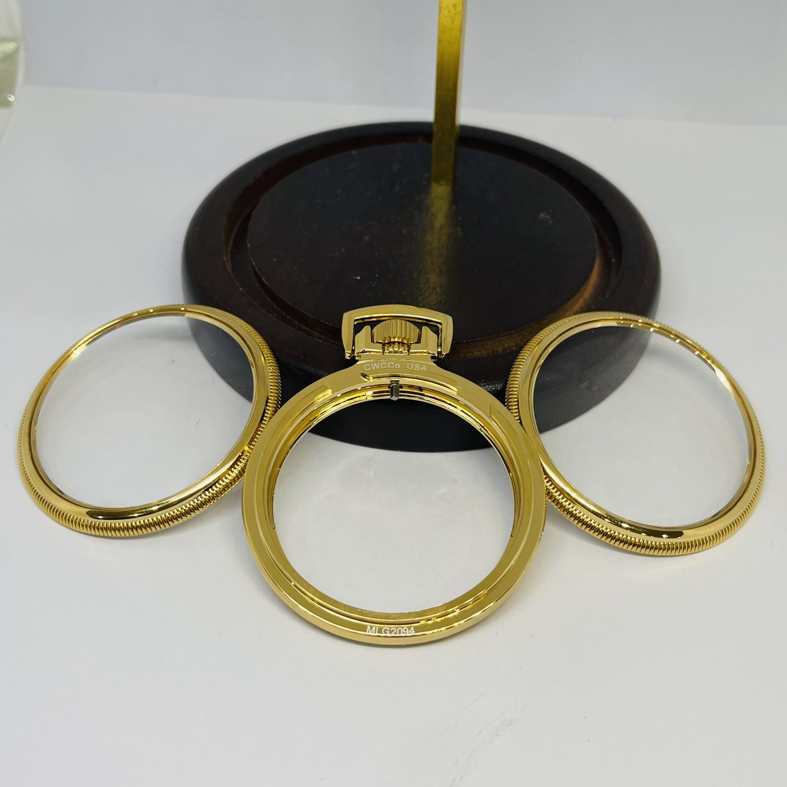 R2 Gold Plated Mainliner Size 16S Display Clear Back Pocket Watch Case