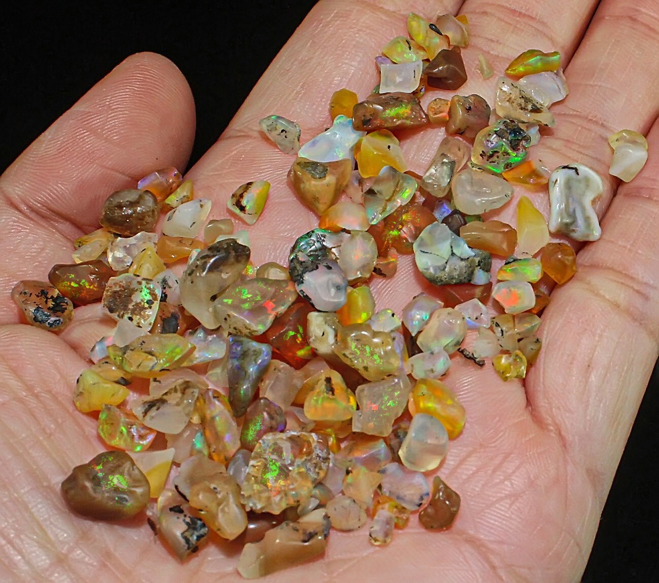 Opal 100 Pieces Parcel Flashing Specimen BBOB