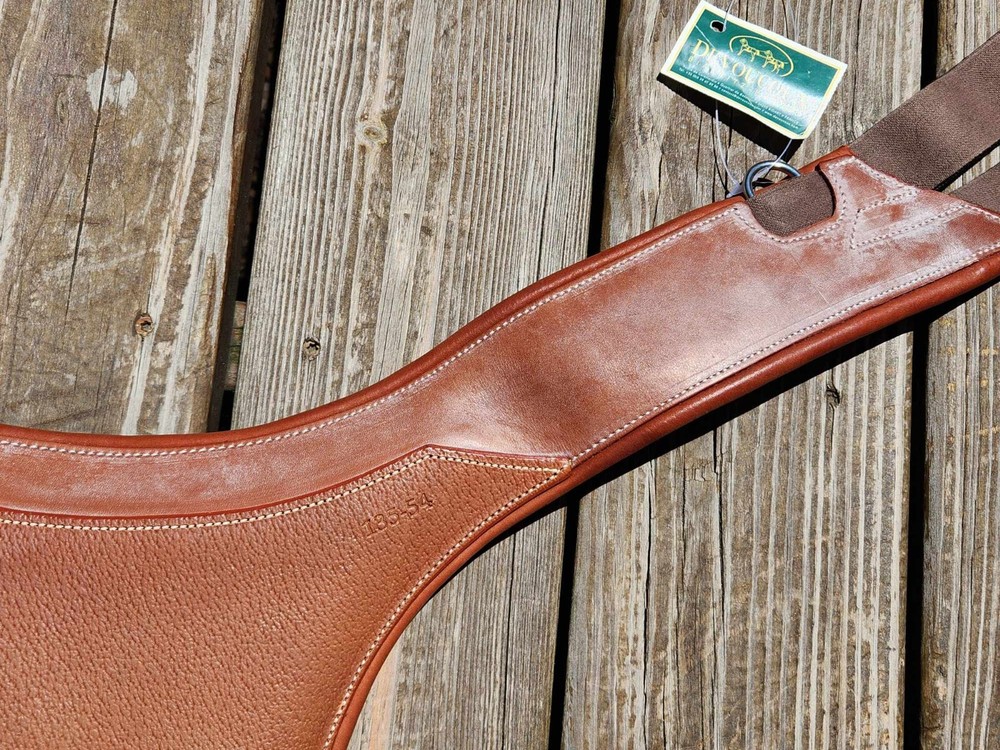 Devoucoux Caramel Brown Padded Belly Guard Stud Jump Girth - 54"-135cm - NWT