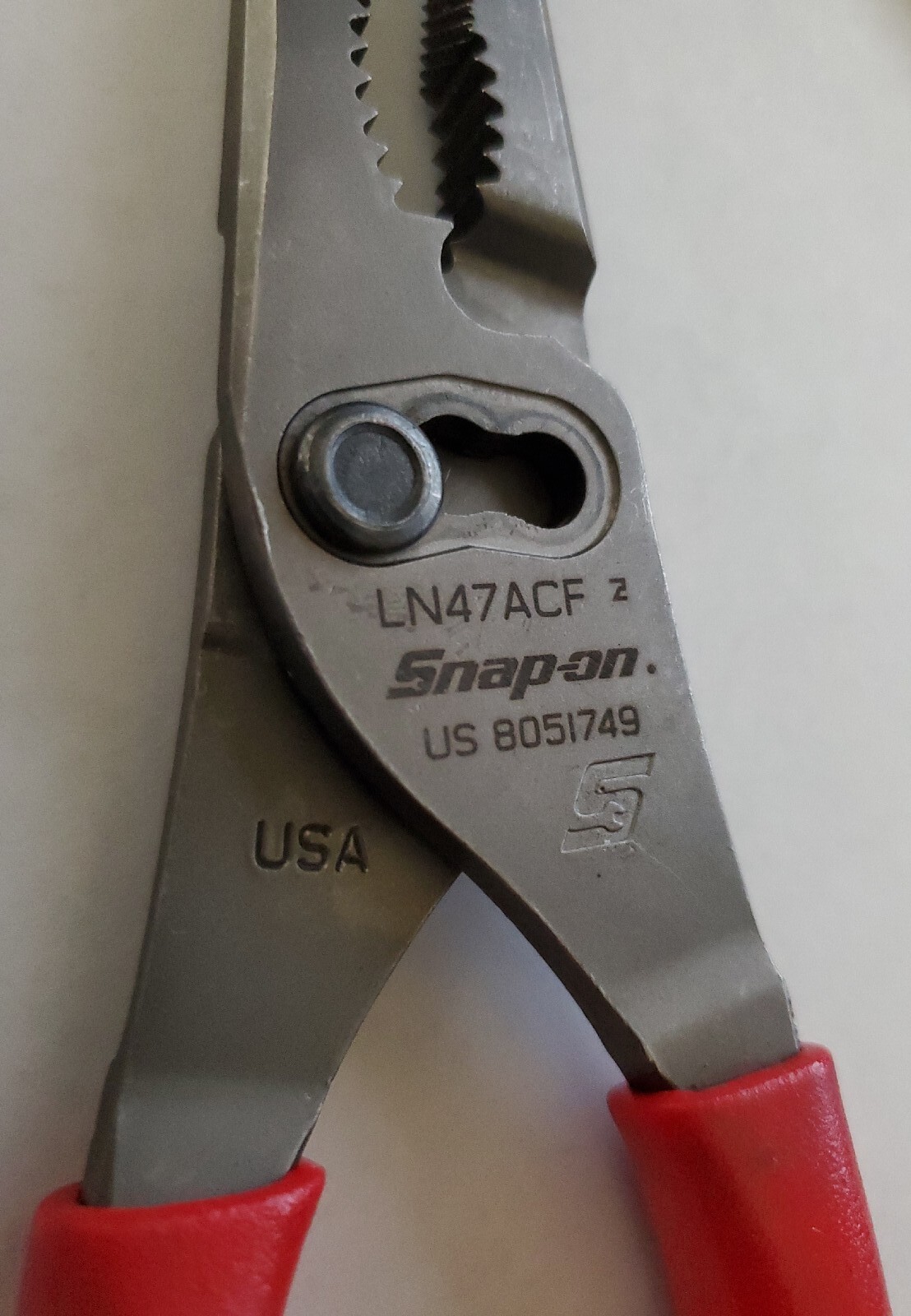 Snap On Tools 9" Long Nose Pliers 3 Slip Joint Talon Grip 57% More Power RED NEW