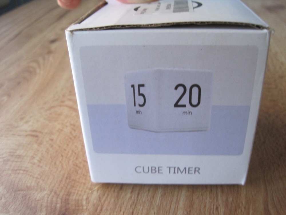 NIB Cube Timer 15, 20, 30 and 60 mintues