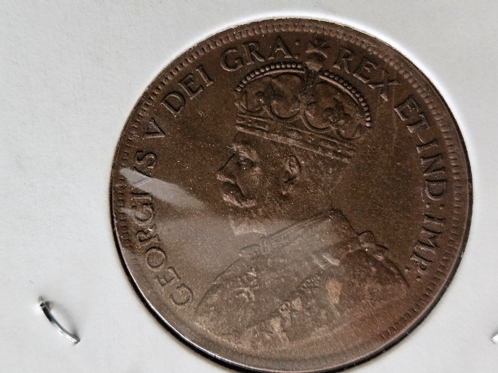 1916 Canada One Cent Queen Victoria Large Cent "EF"