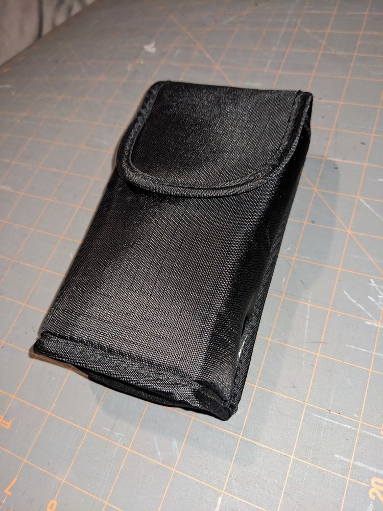 Nikon SS-600 case for SB-600 Speedlight flash USED