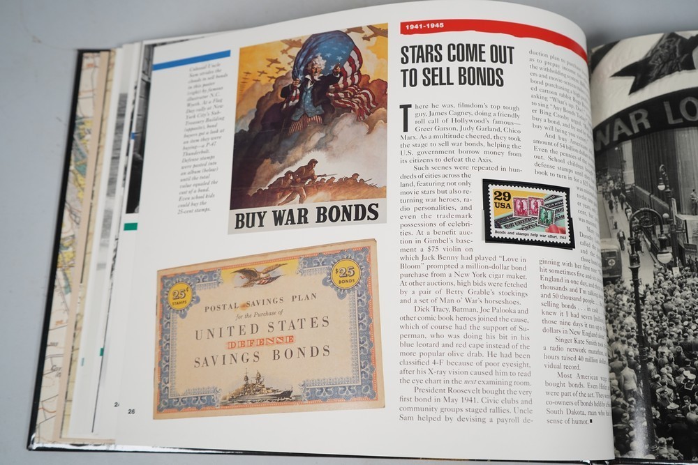 WORLD WAR II 1941-1945 COMMEMORATIVE STAMP COLLECTION BOXED SET