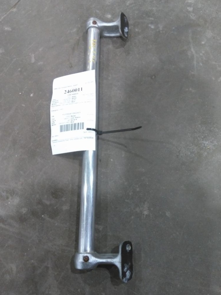 For 2000 FREIGHTLINER FLD120 CAB HANDLE Left ,  MN