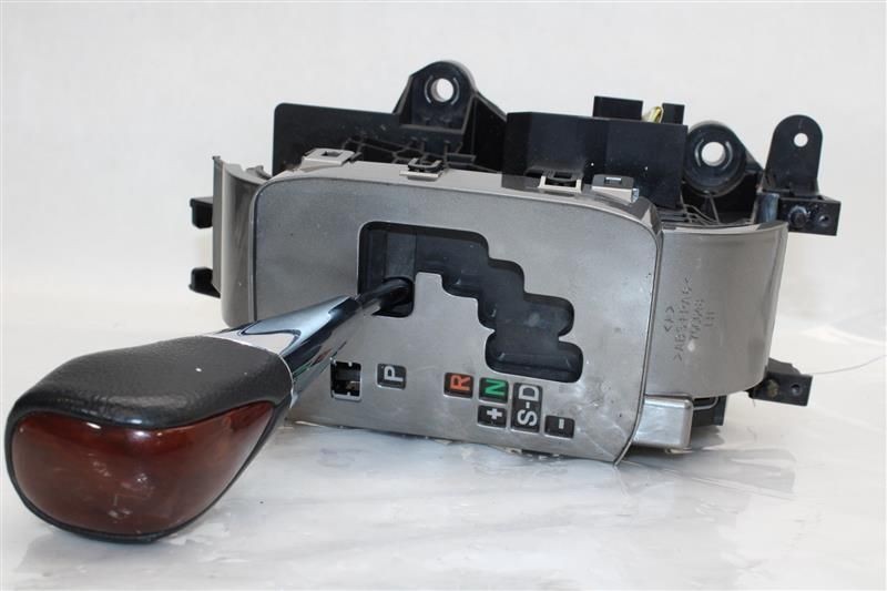 2008-2013 Toyota Highlander Floor Automatic Shifter Assembly OEM